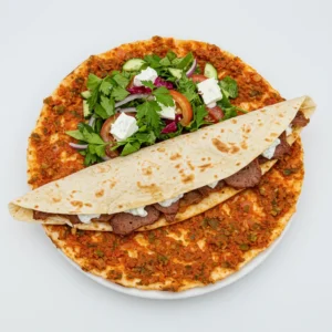 Lahmacun  mit Kalbfleisch